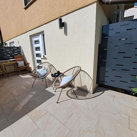 Apartment Ararita Krk Town Bagian luar foto